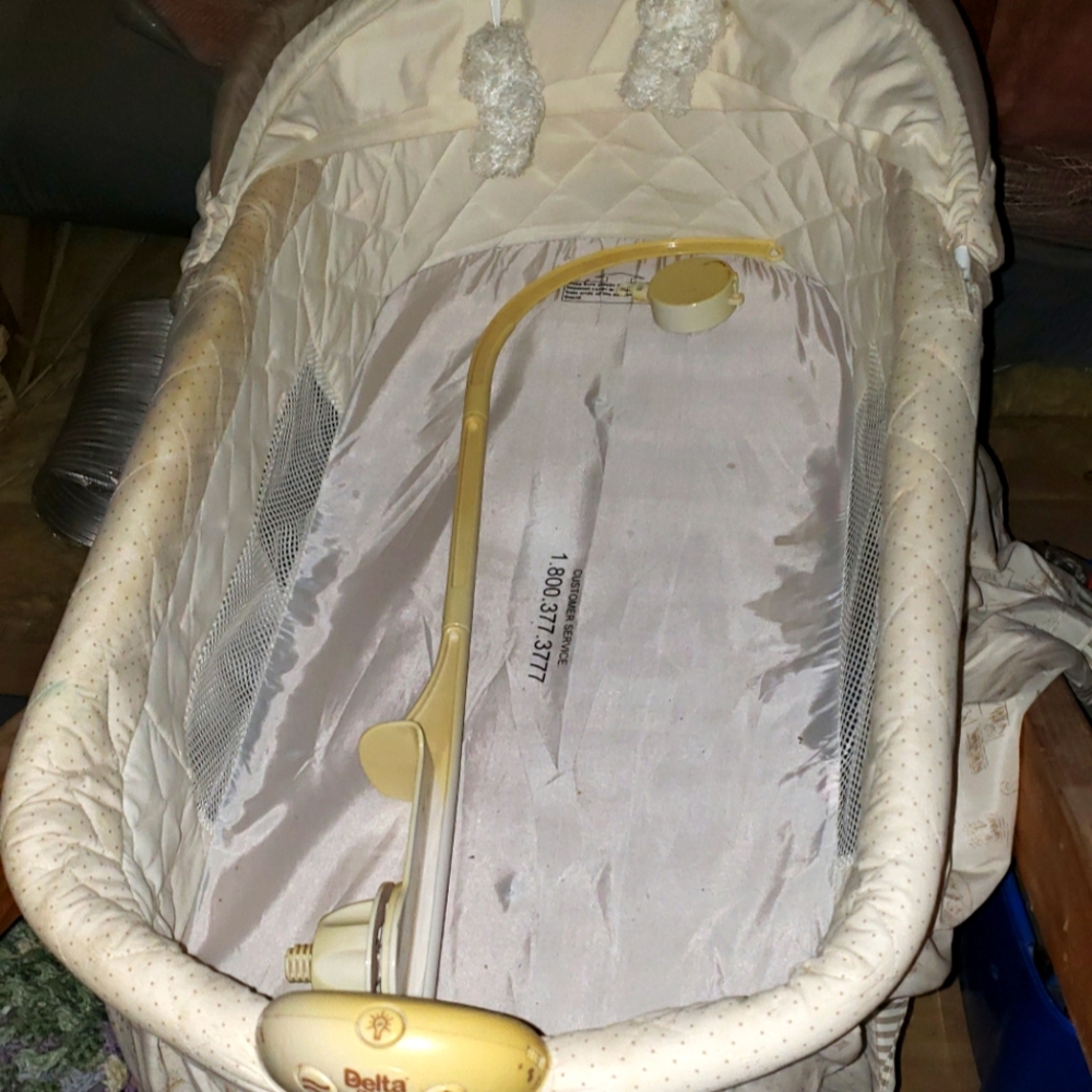 Delta Bassinet